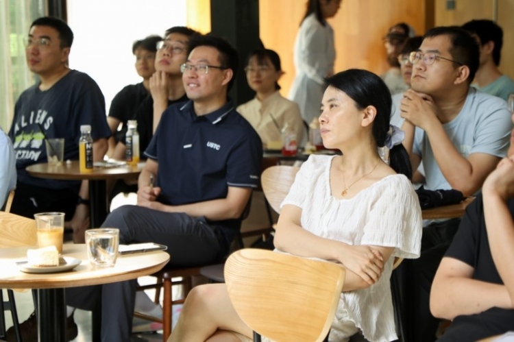 https://planet.ustc.edu.cn/./attachs/photo/202607/20260714_E4D04B55FF9CFBBE0EA571BE191C8AF9.jpg?PID1065